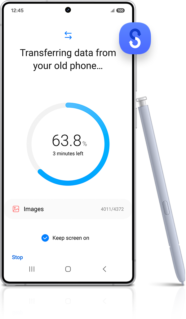 Samsung Galaxy S25 Ultra device with embedded S Pen with the SmartSwitch process taking place by quickly transferring data from your old phone to your new Galaxy S25 Ultra.